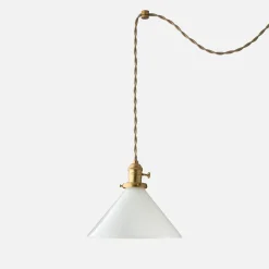 Schoolhouse Apartment Plug-In Pendant 2.25