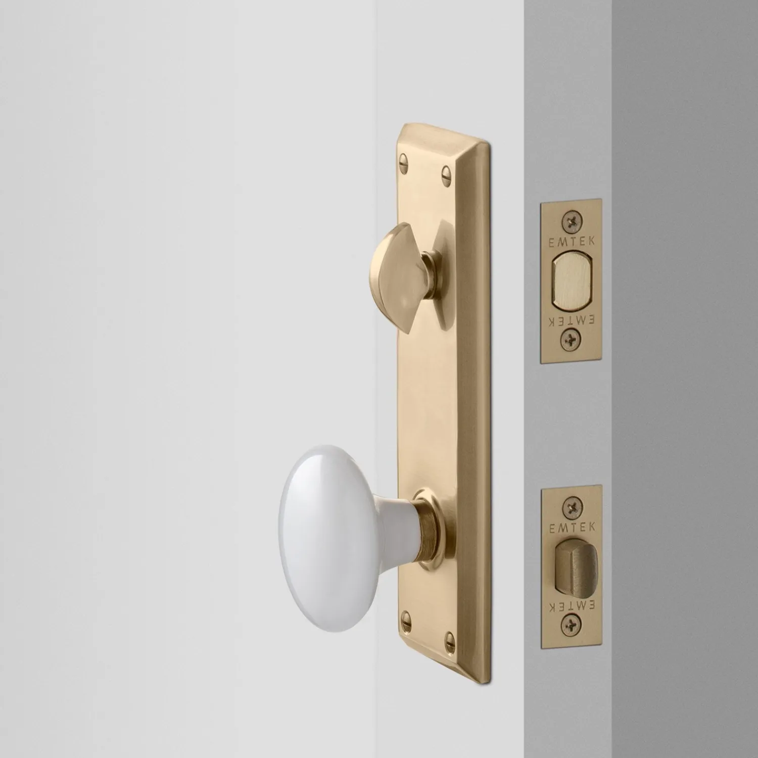 Schoolhouse Freeport Large Backplate Doorset with Porcelain Knob New