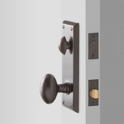 Schoolhouse Freeport Large Door Set with Egg Knob Fashion