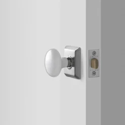 Schoolhouse Freeport Small Backplate Doorset with Porcelain Knob Hot